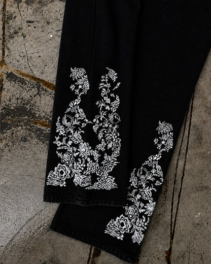 "GARDEN OF EDEN" Bootcut Jeans (Black)