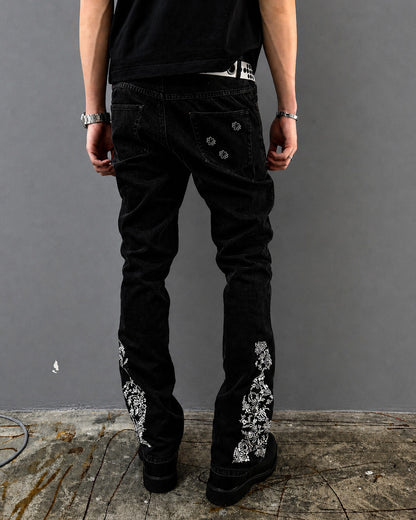 "GARDEN OF EDEN" Bootcut Jeans (Black)